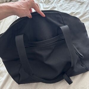 Lululemon gym/work bag with laptop sleeve